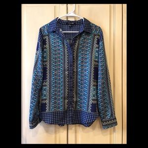 Forever 21 Scarf Print Shirt Size Large